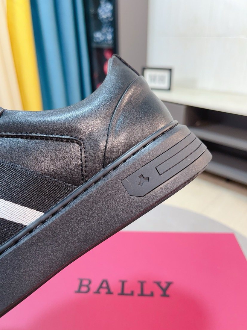 BALLY Black Stripe Low-Top Sneakers — detail
