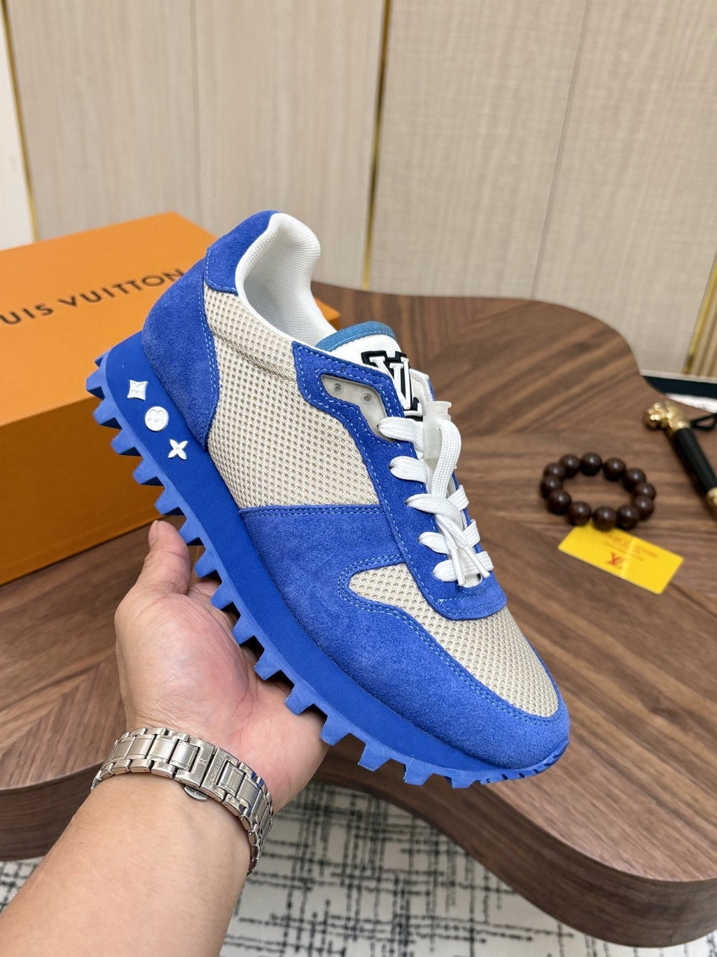 Louis Vuitton Color-Block Low-Top Sneakers — model